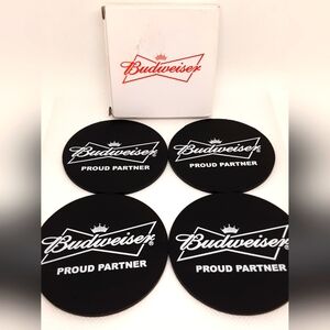 Drink Coasters NIB Budweiser Set of 4 Rubber Hockey Puck Style Barware
